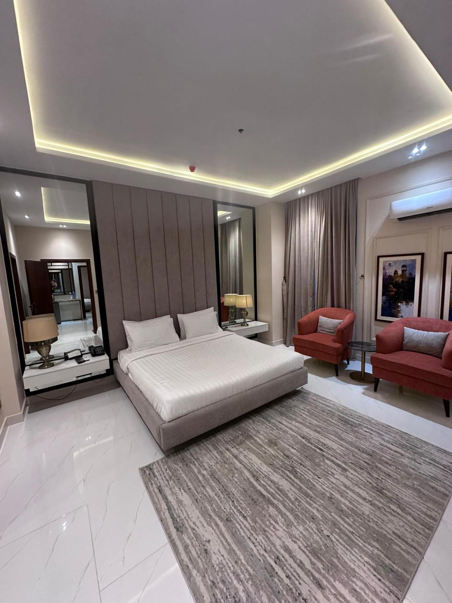 Pavilion Suites - Premium Aparthotel In Bahria Town Rawalpindi Exterior foto